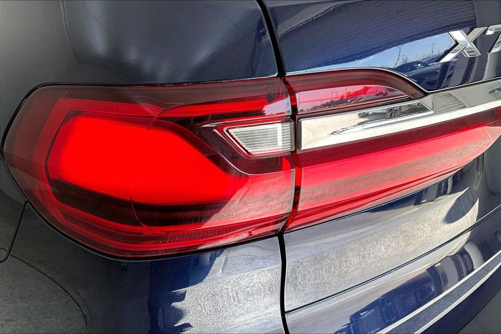 2022 BMW X7 xDrive40i M Sport