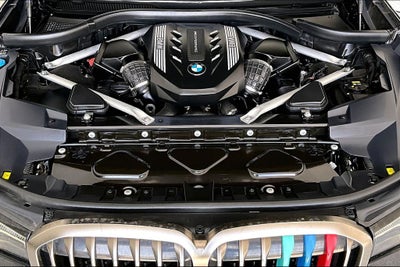 2020 BMW X7 M50i