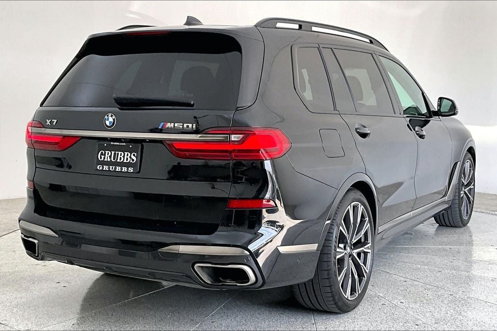 2020 BMW X7 M50i