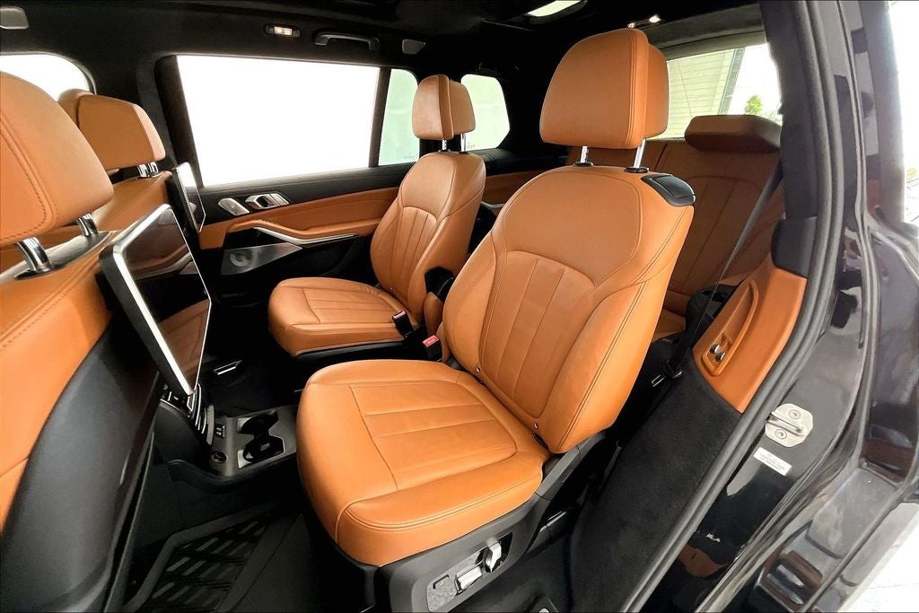 2020 BMW X7 M50i