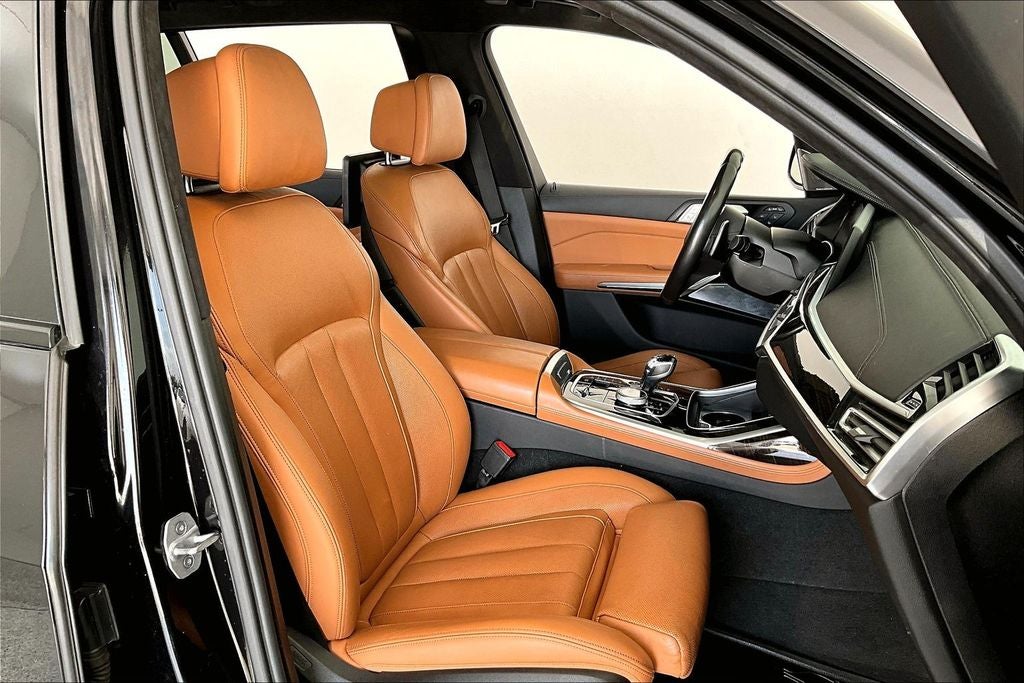 2020 BMW X7 M50i