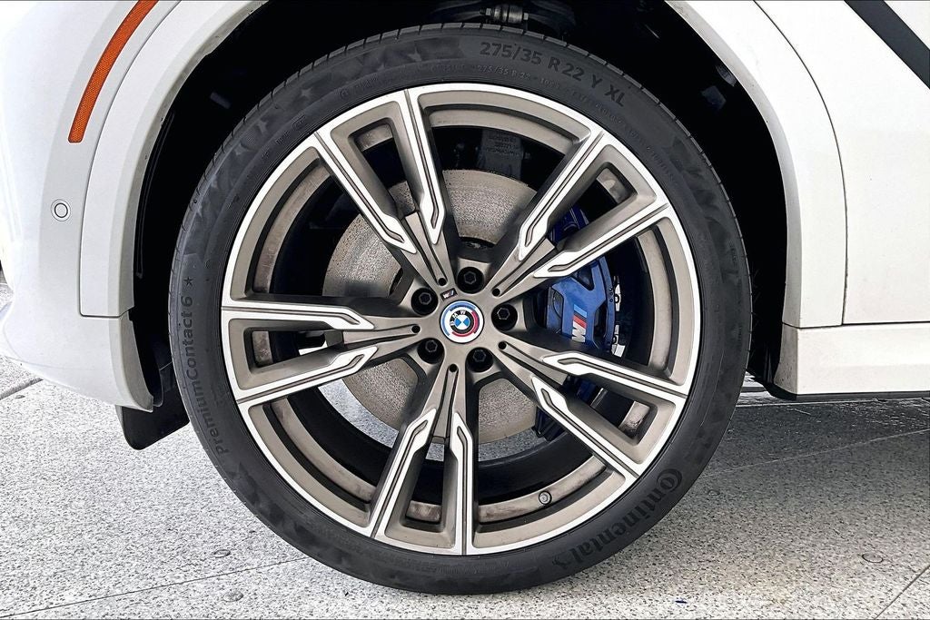 2022 BMW X6 M50i