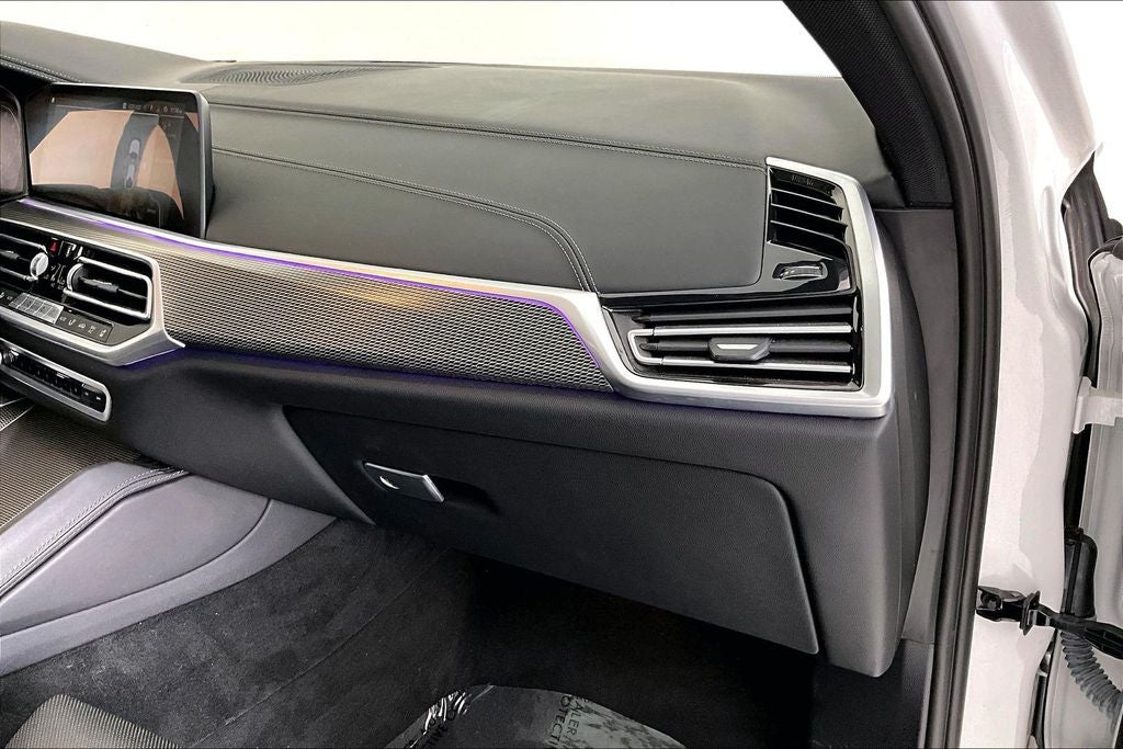 2022 BMW X6 M50i