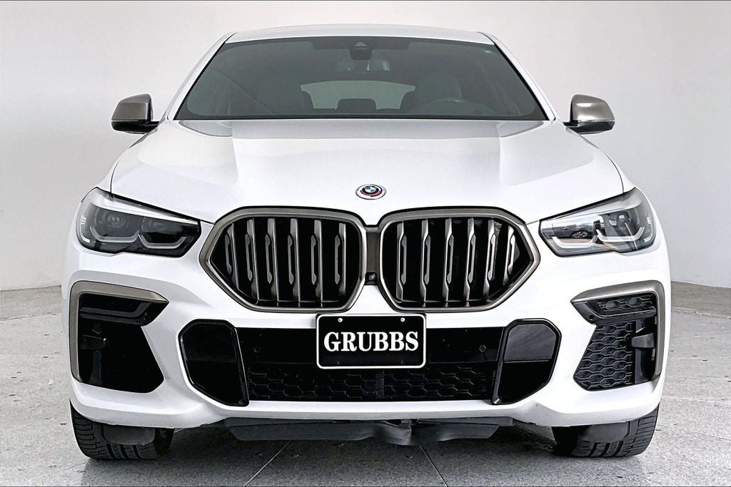 2022 BMW X6 M50i