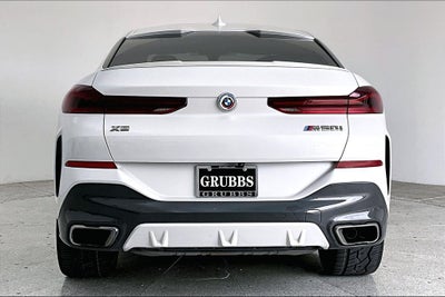 2022 BMW X6 M50i