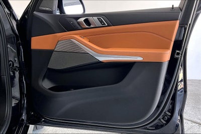 2021 BMW X5 M50i