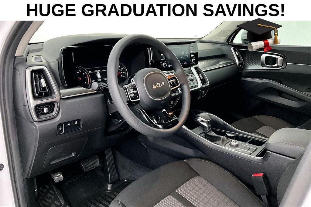 2022 Kia Sorento LX