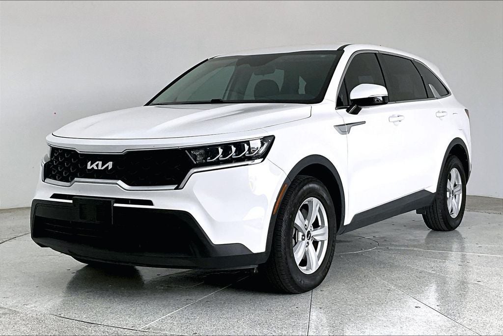 2022 Kia Sorento LX