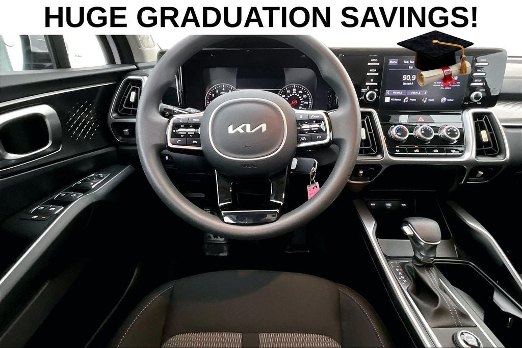 2022 Kia Sorento LX