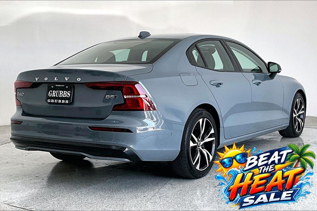 2024 Volvo S60 B5 Plus Dark Theme