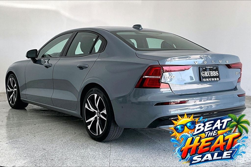 2024 Volvo S60 B5 Plus Dark Theme