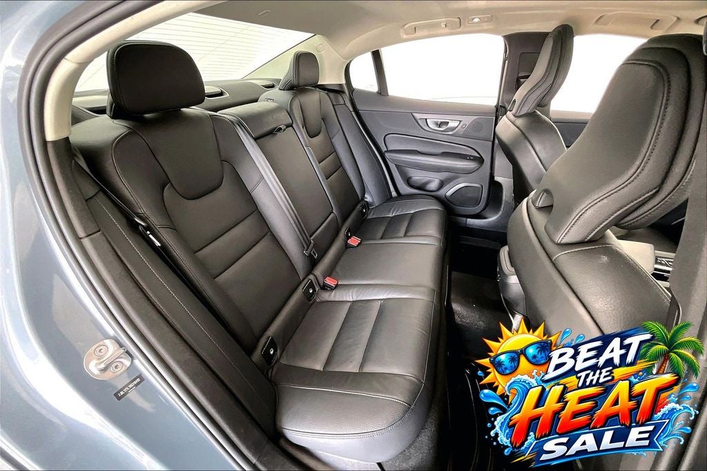 2024 Volvo S60 B5 Plus Dark Theme