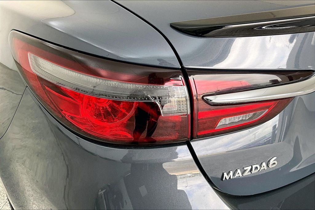 2021 Mazda Mazda6 Carbon Edition