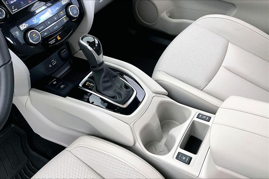 2022 Nissan Rogue Sport SL