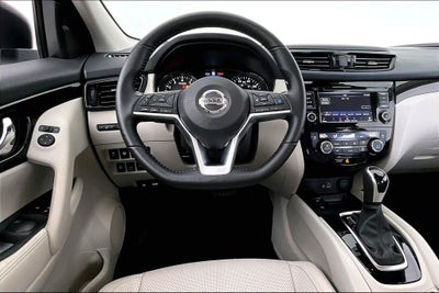 2022 Nissan Rogue Sport SL