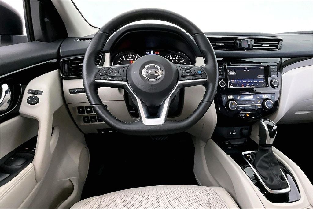 2022 Nissan Rogue Sport SL