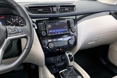 2022 Nissan Rogue Sport SL