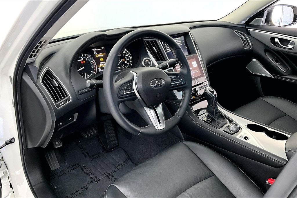 2023 INFINITI Q50 LUXE