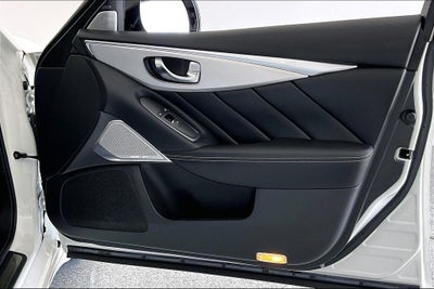 2023 INFINITI Q50 LUXE