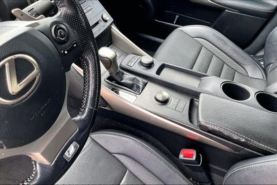 2016 Lexus IS 200t F-Sport