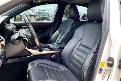 2016 Lexus IS 200t F-Sport
