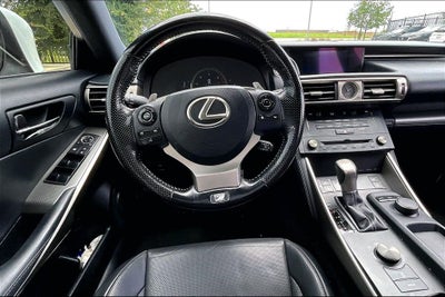 2016 Lexus IS 200t F-Sport