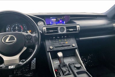 2016 Lexus IS 200t F-Sport