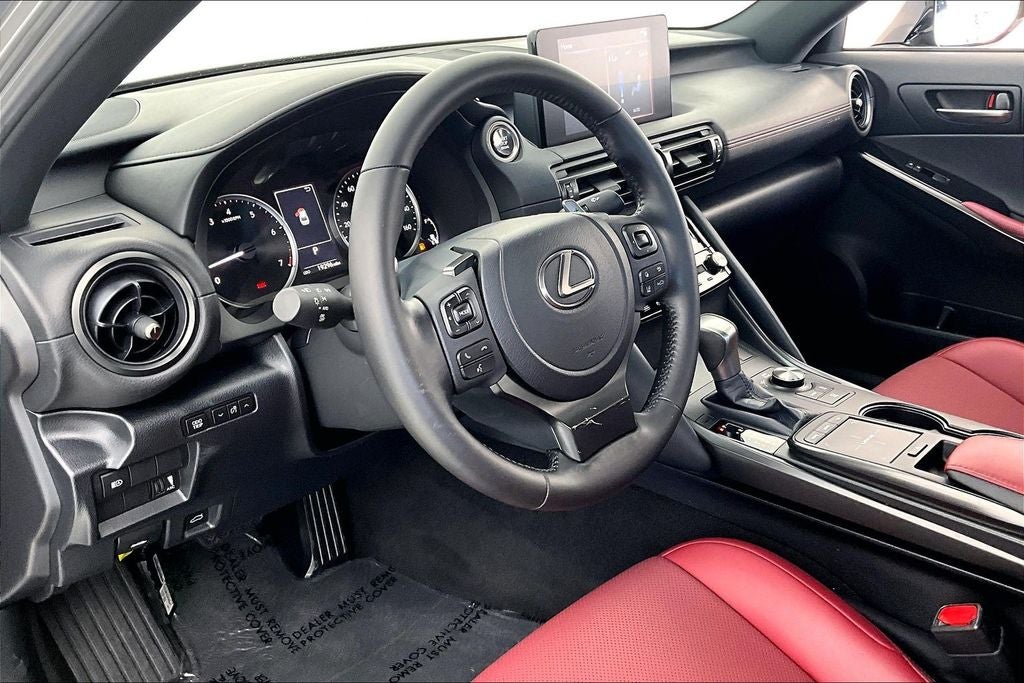 2024 Lexus IS 350 F SPORT Design