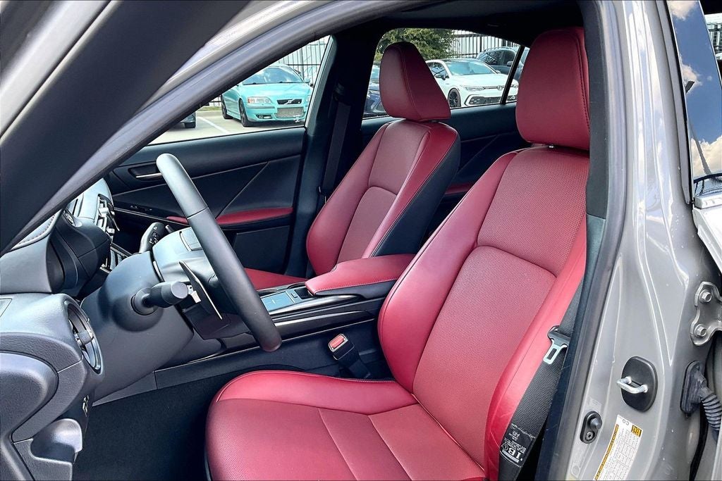 2024 Lexus IS 350 F SPORT Design