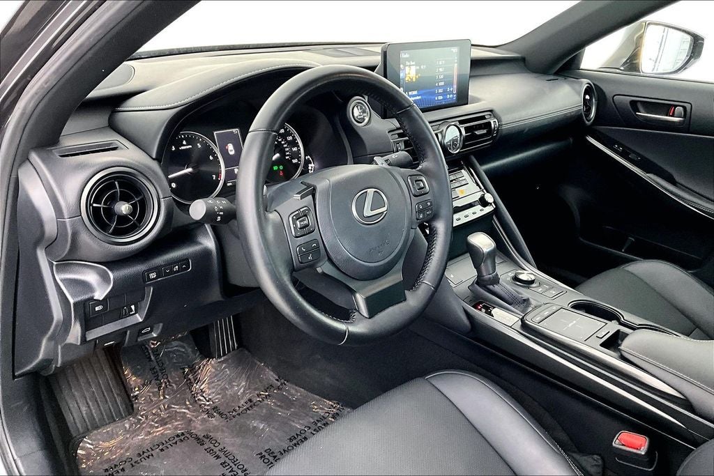 2024 Lexus IS 350 F SPORT Design