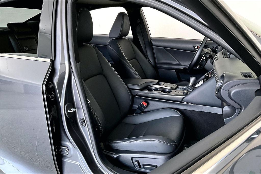 2024 Lexus IS 350 F SPORT Design