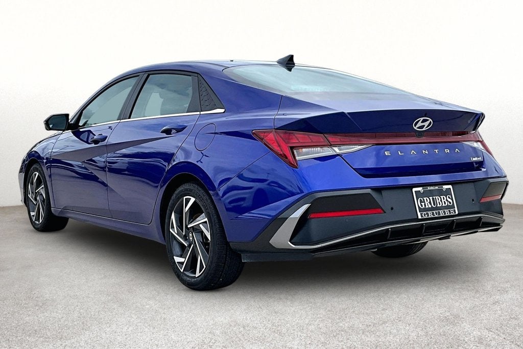 2024 Hyundai Elantra Limited
