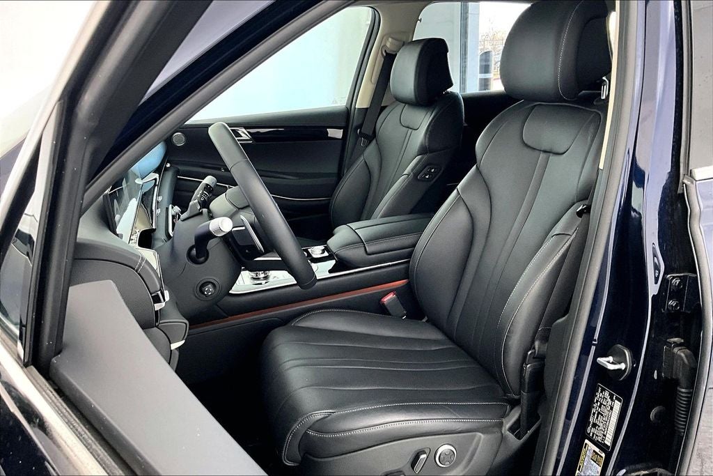 2025 Genesis GV80 2.5T