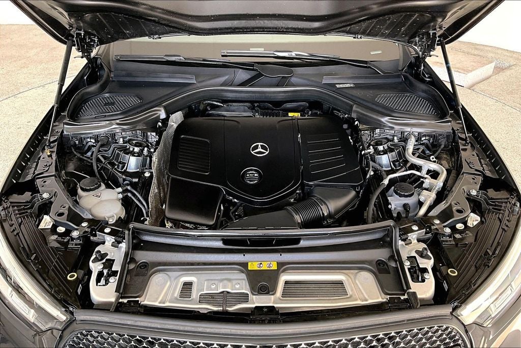 2025 Mercedes-Benz GLC GLC 300