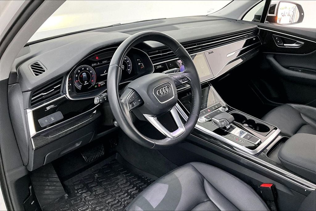 2020 Audi Q7 45 Premium quattro