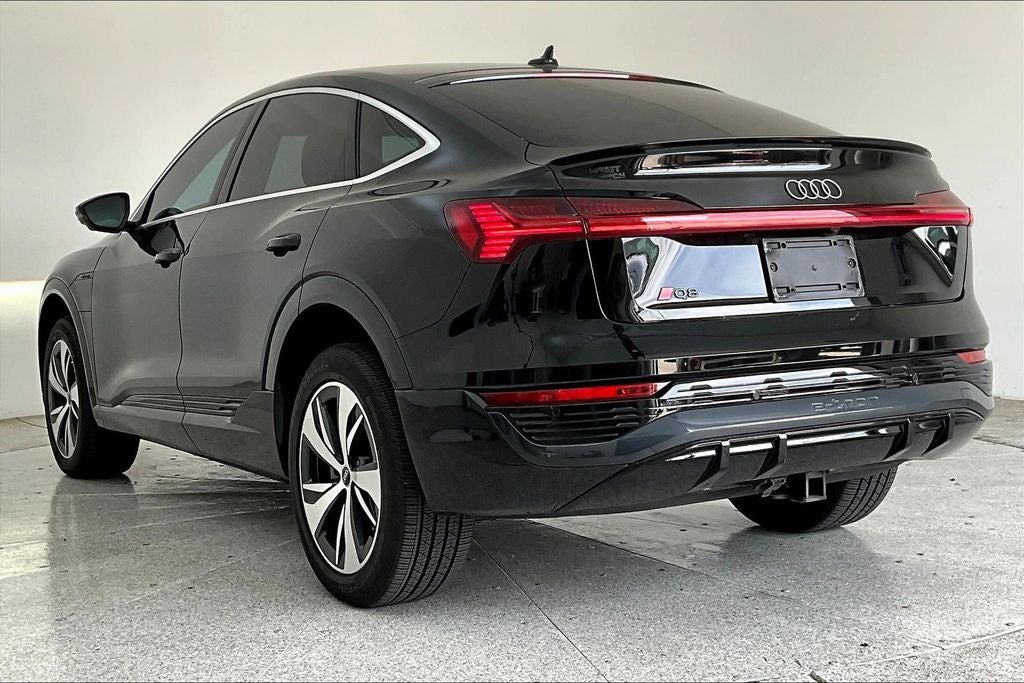 2024 Audi Q8 Sportback e-tron Premium Plus S line quattro