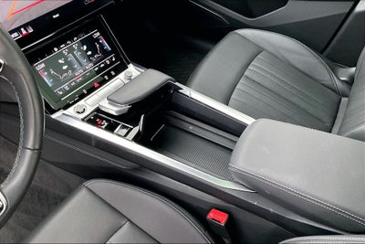 2024 Audi Q8 Sportback e-tron Premium Plus S line quattro