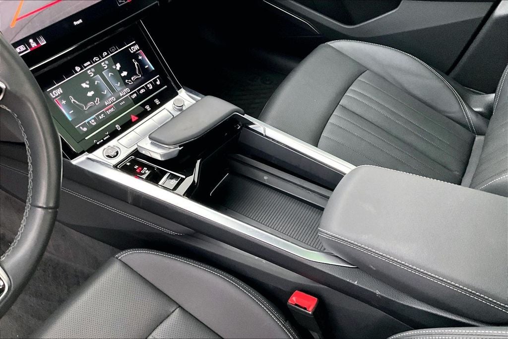 2024 Audi Q8 Sportback e-tron Premium Plus S line quattro