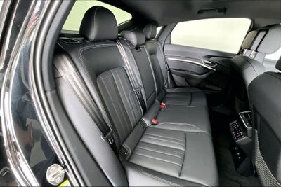 2024 Audi Q8 Sportback e-tron Premium Plus S line quattro