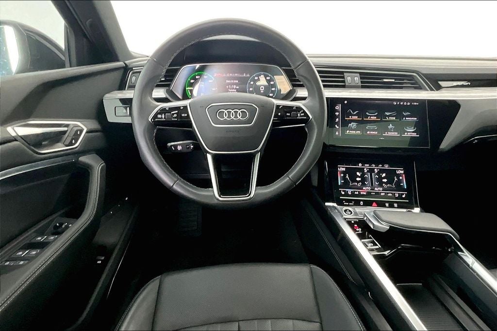 2024 Audi Q8 Sportback e-tron Premium Plus S line quattro