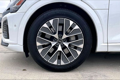 2024 Audi Q8 Sportback e-tron Prestige S line quattro