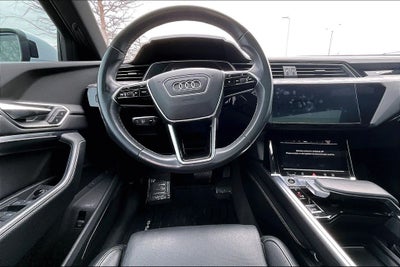 2024 Audi Q8 Sportback e-tron Prestige S line quattro