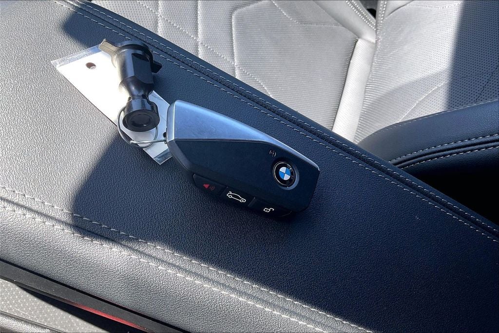 2025 BMW X2 xDrive28i