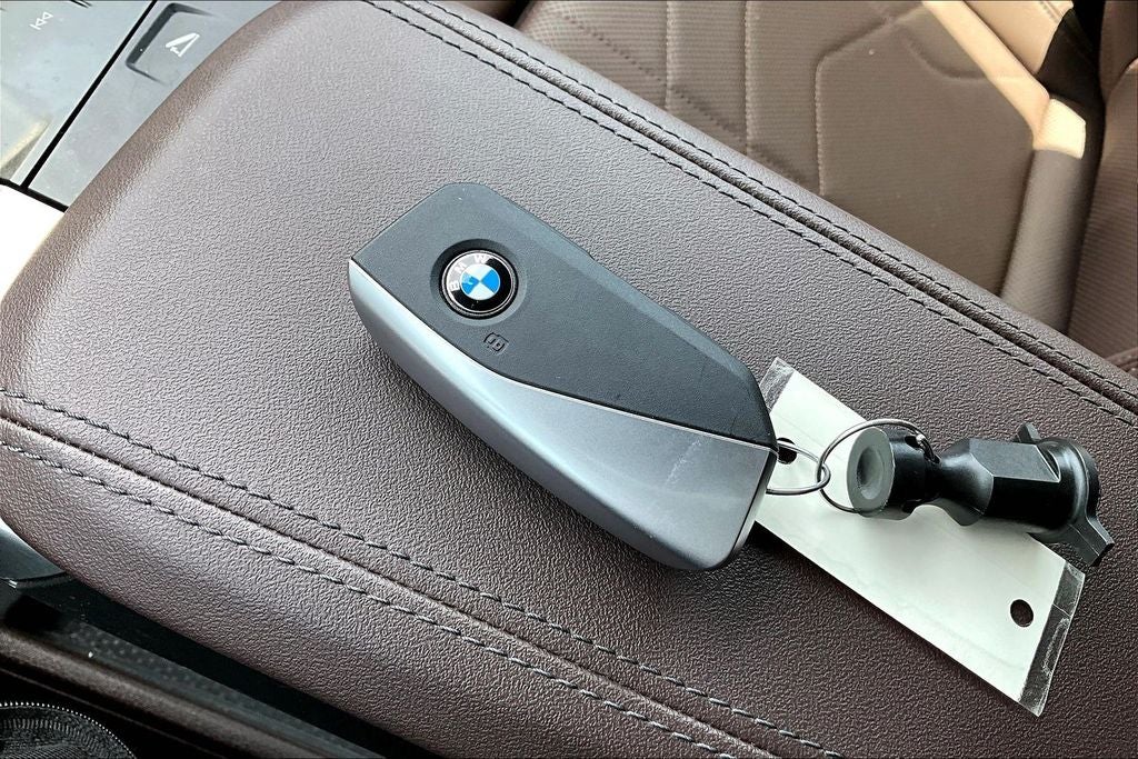 2025 BMW X1 xDrive28i M Sport