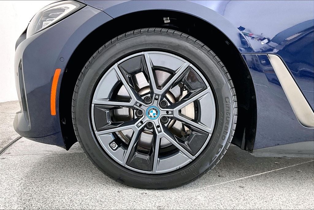 2023 BMW i4 eDrive40
