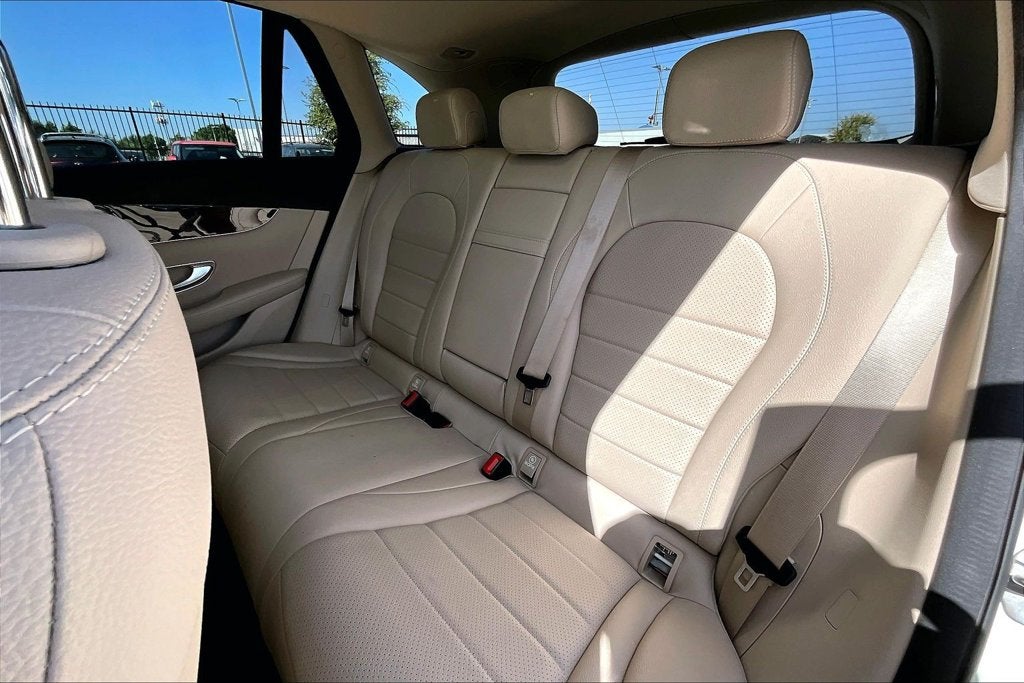 2020 Mercedes-Benz GLC GLC 300