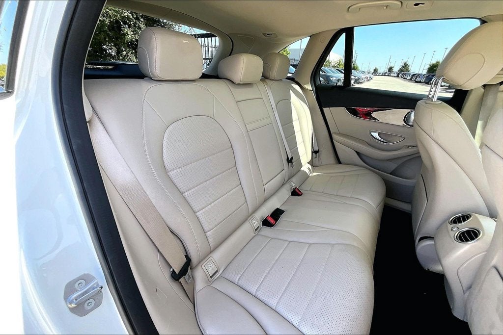 2020 Mercedes-Benz GLC GLC 300