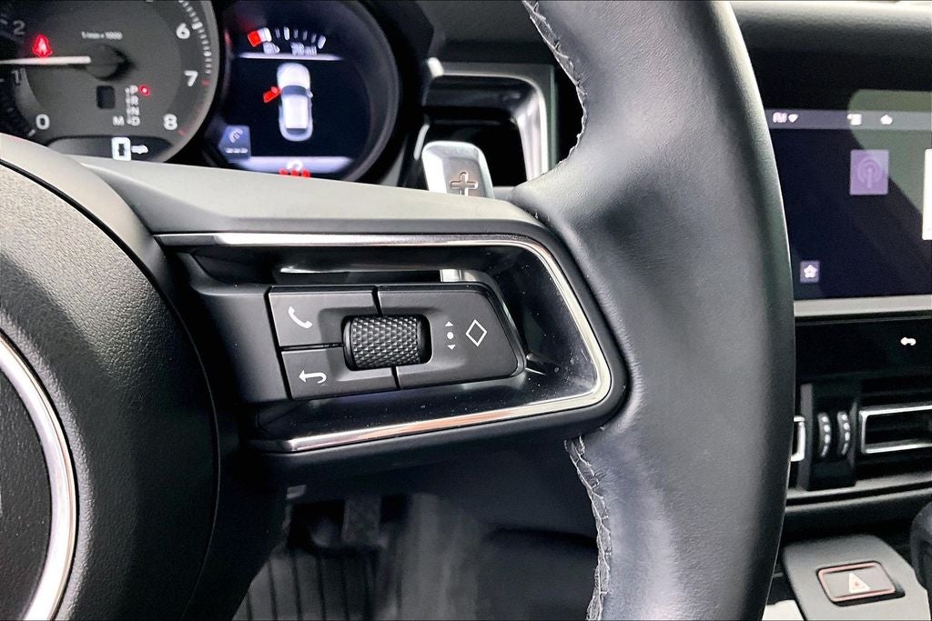 2024 Porsche Macan Base