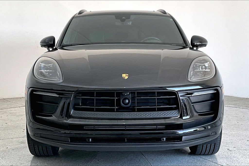 2024 Porsche Macan Base