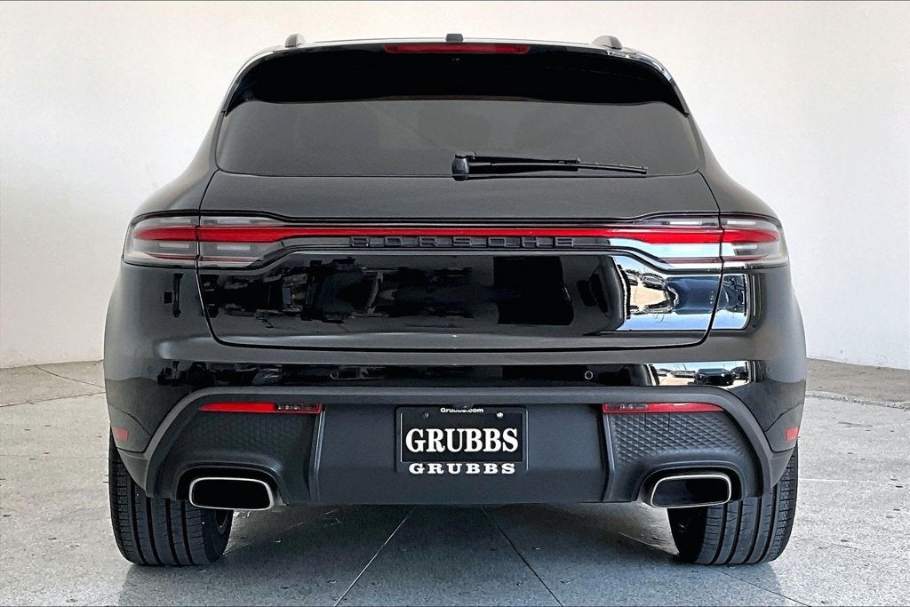 2024 Porsche Macan Base